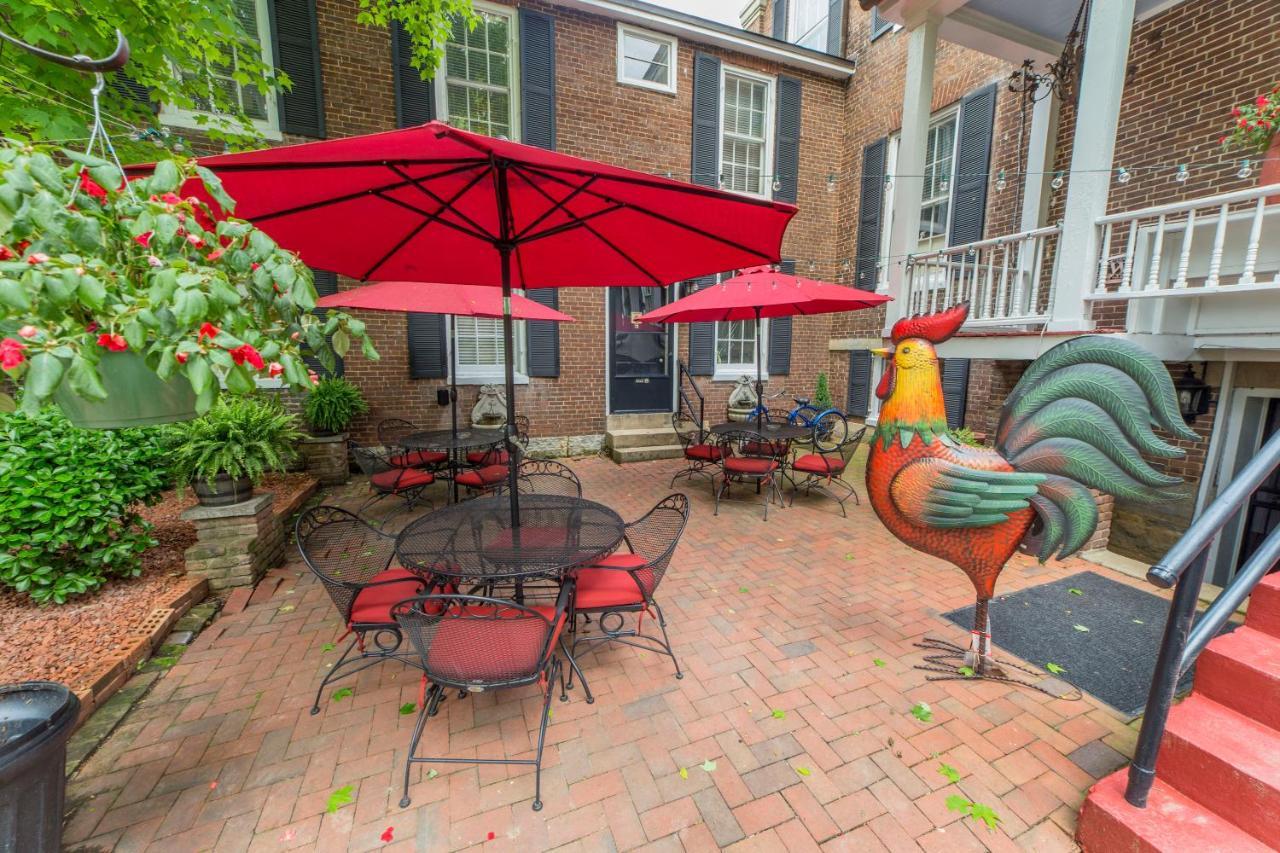 Bourbon Manor Bed & Breakfast Inn Bardstown Esterno foto